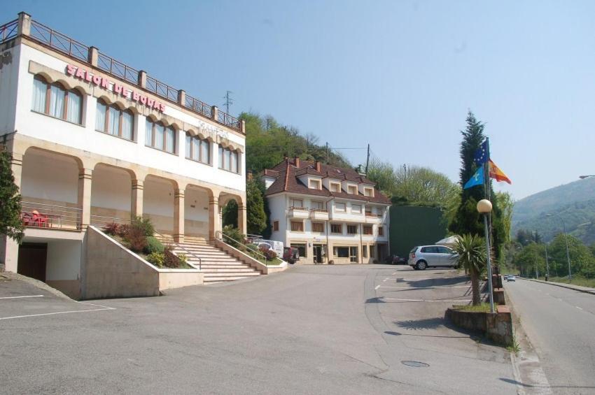 Hotel Penagrande Cangas De Narcea Luaran gambar