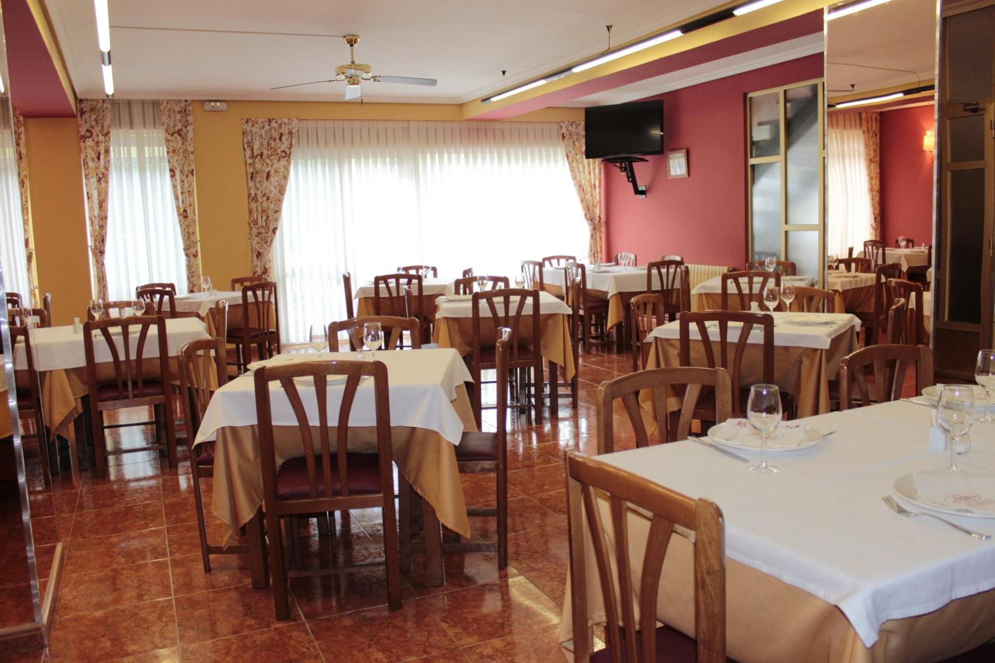 Hotel Penagrande Cangas De Narcea Luaran gambar