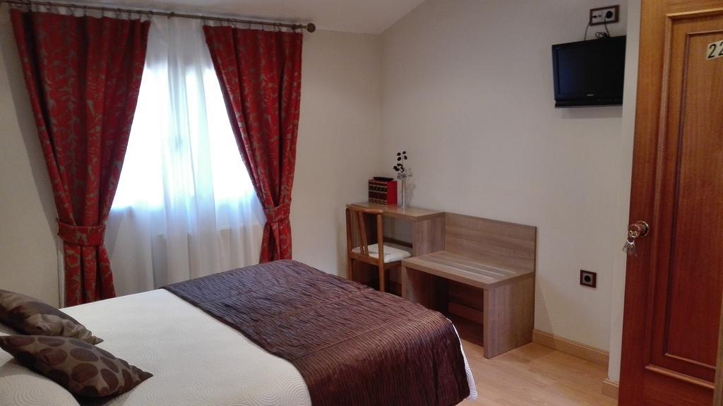 Hotel Penagrande Cangas De Narcea Luaran gambar