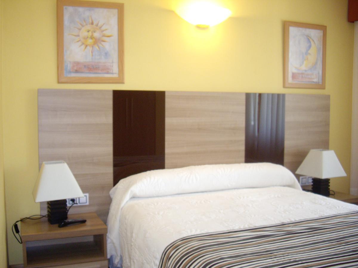 Hotel Penagrande Cangas De Narcea Luaran gambar