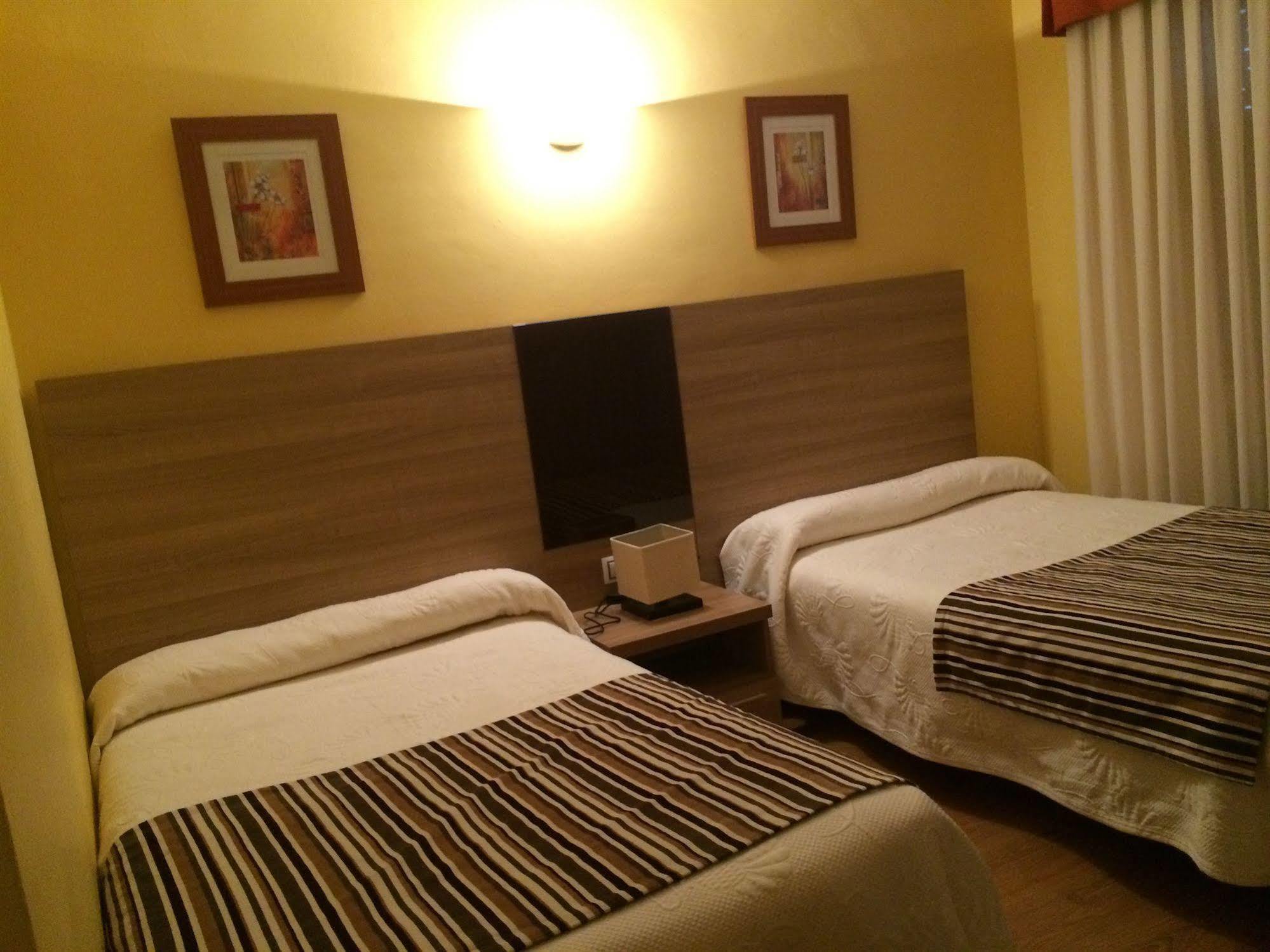 Hotel Penagrande Cangas De Narcea Luaran gambar