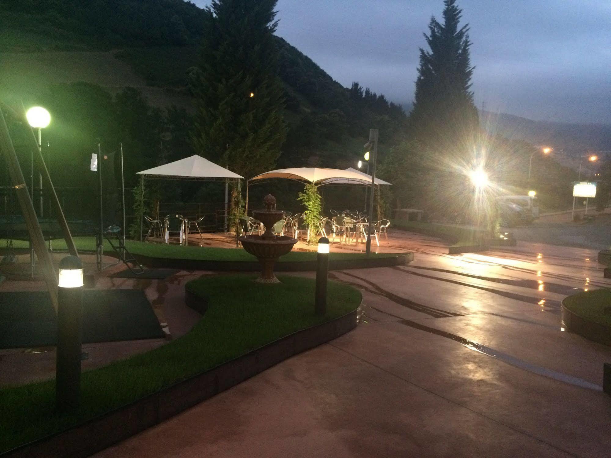 Hotel Penagrande Cangas De Narcea Luaran gambar